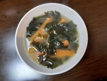 おはようございます。花ちらしの雨で寒い朝ですが、お味噌汁であたたまりました(^q^)レシピ有難うございました。