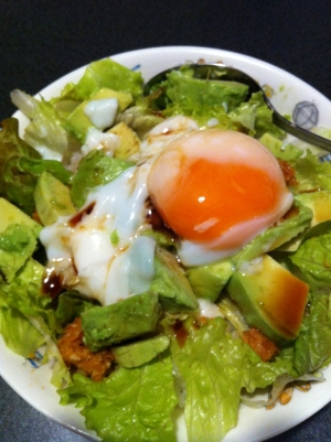 醤油漬けアボカド丼