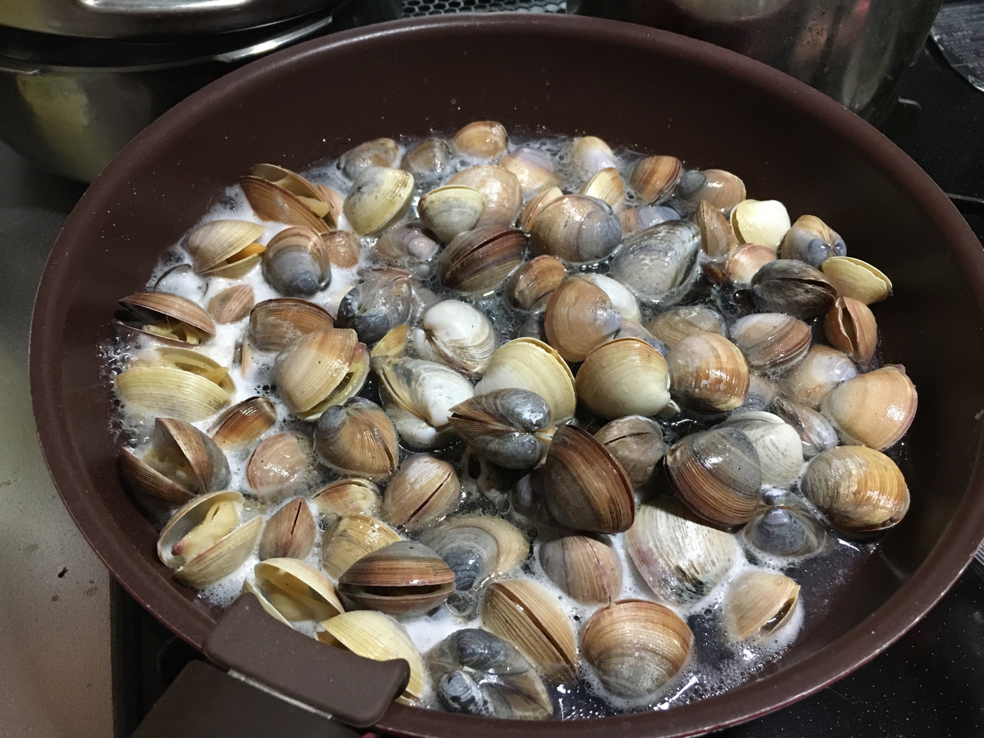 あさりの酒蒸し