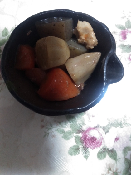 里芋とこんにゃく、鶏肉の煮もの