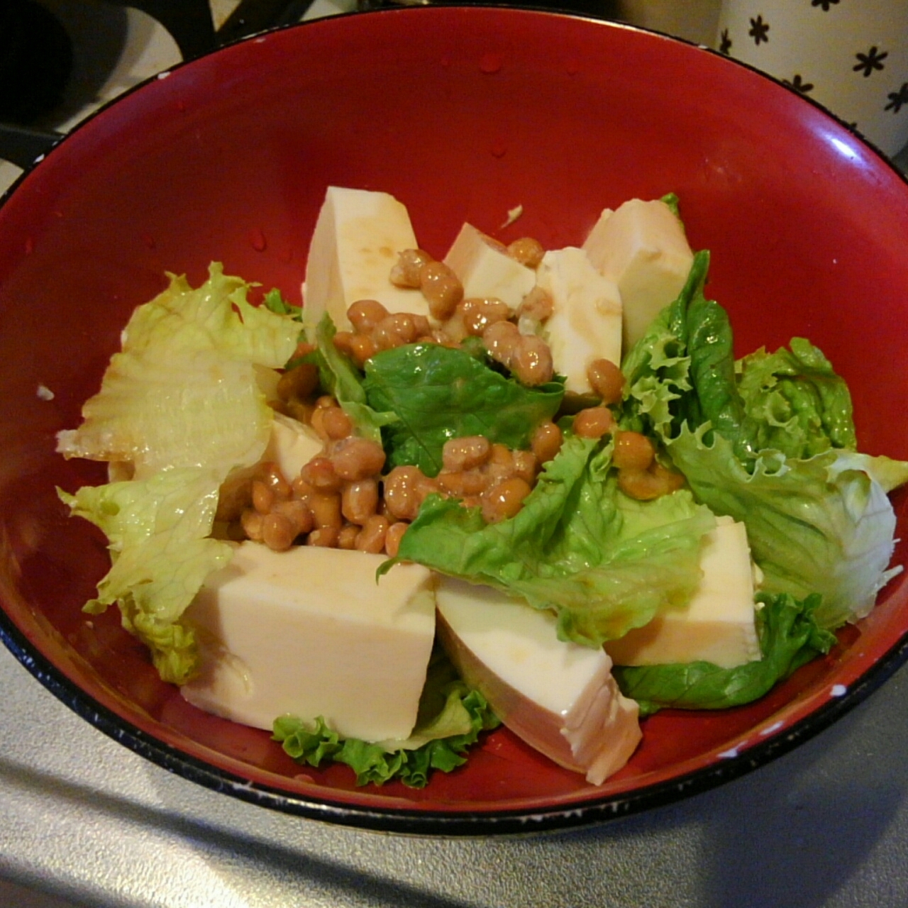 豆腐と納豆のからし醤油サラダ