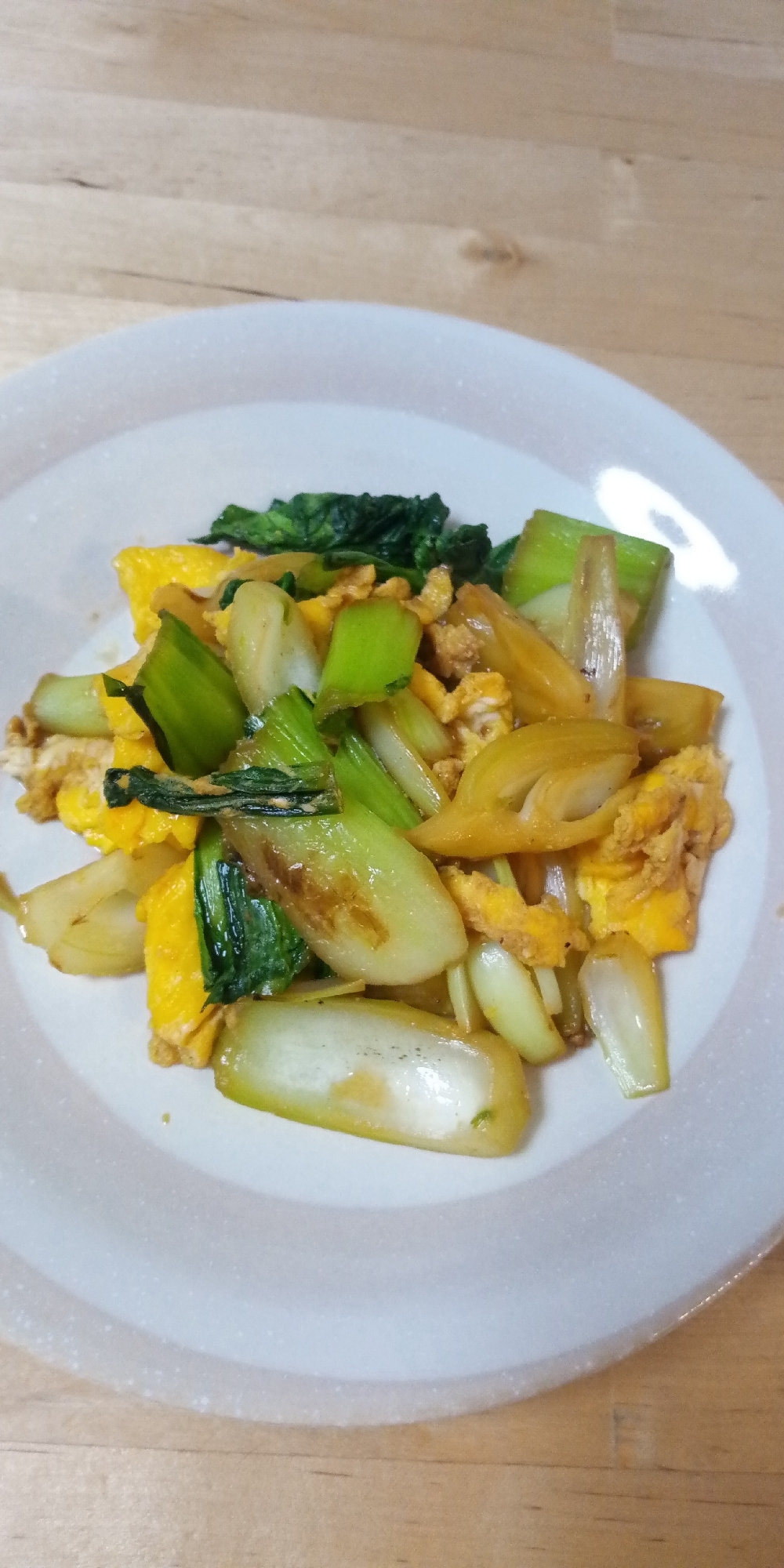 簡単！シンプル！チンゲン菜と卵の炒めもの