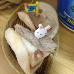チビキッズ☆えび船・豚とソーセージのパン