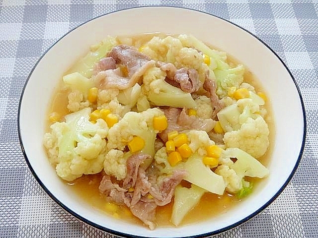 カリフラワーとコーン豚肉の中華煮