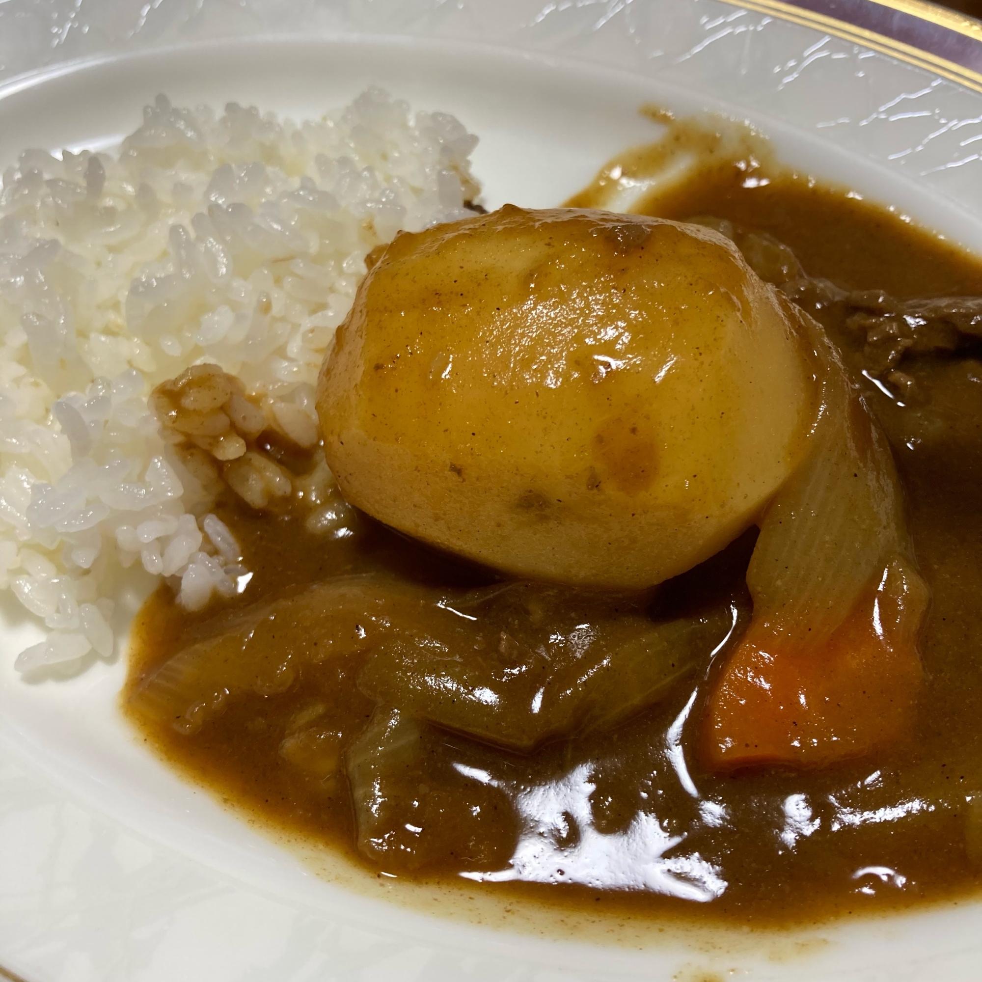 圧力鍋で《ゴロゴロじゃがいもカレー》