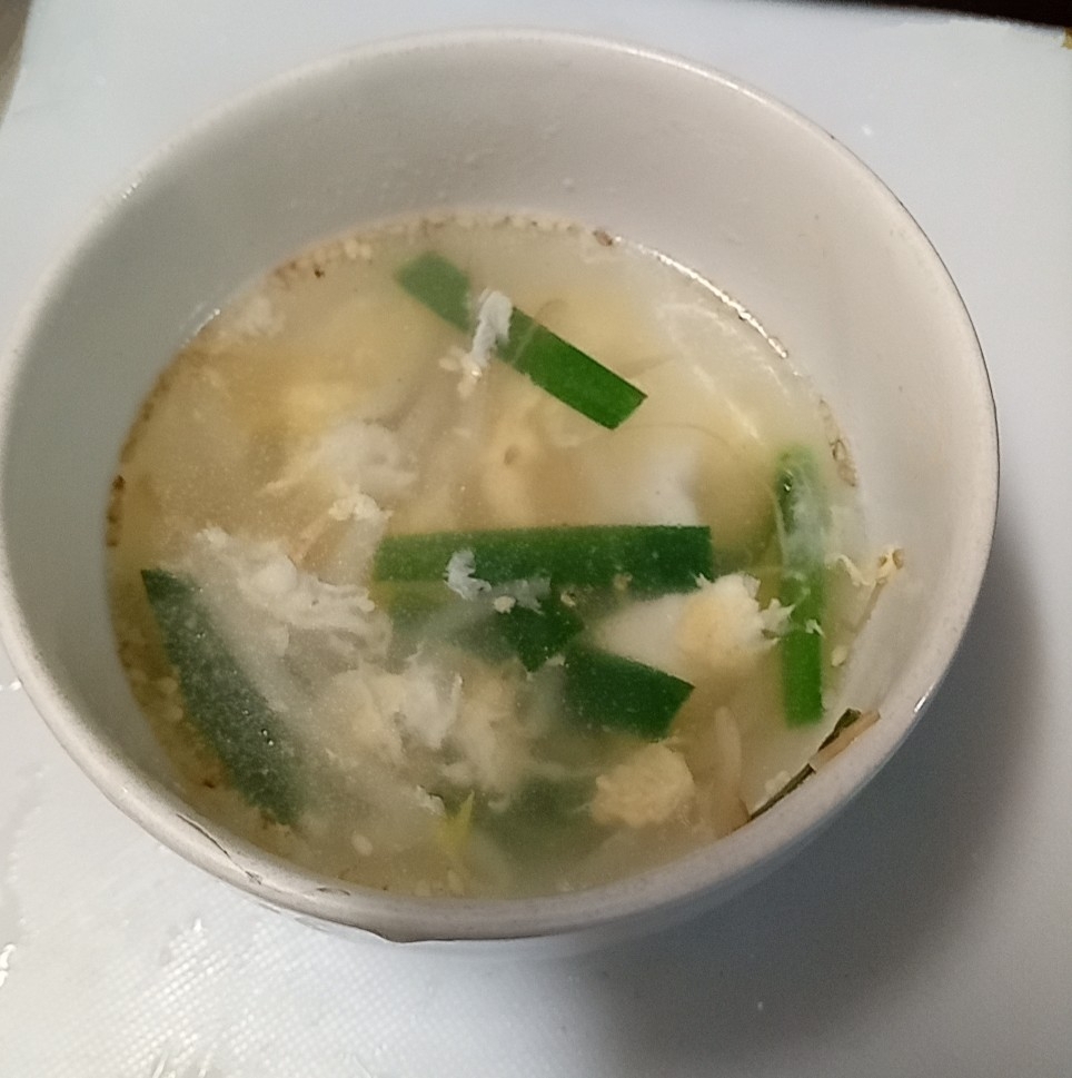 にらともやしのかき玉汁