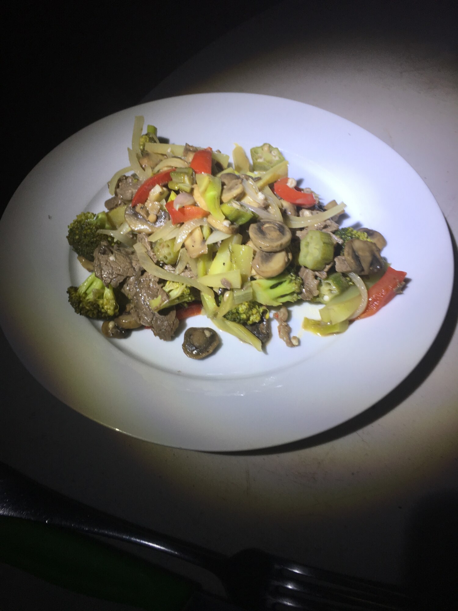 レモンと塩胡椒でさっぱり肉野菜炒め レシピ・作り方 By Jinka｜楽天レシピ