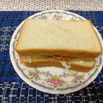 かぼちゃコロッケチーズサンド✧˖°