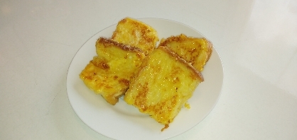 初めてフレンチトーストを作りました。ふわふわで美味しかったです☆また作ります～！