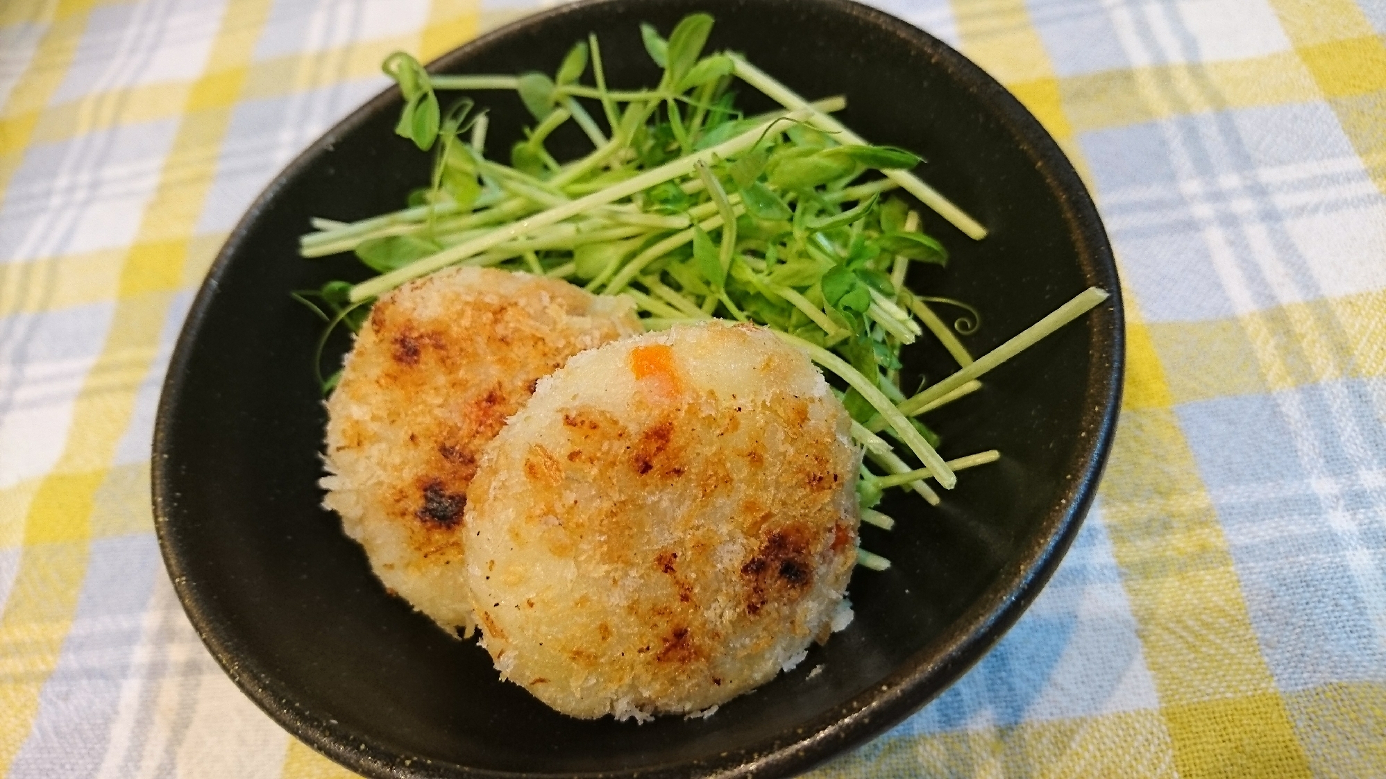 余った鶏そぼろで！ヘルシーコロッケ