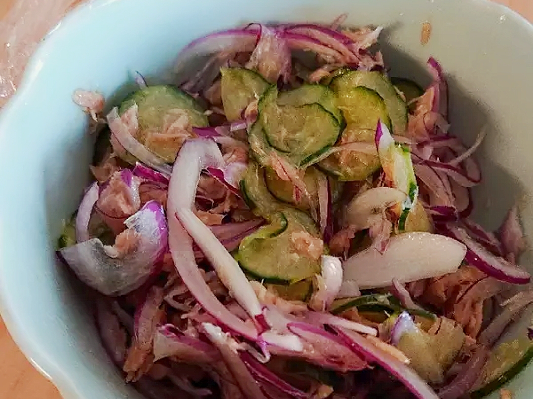 夏にぴったり!ツナときゅうりの酢の物