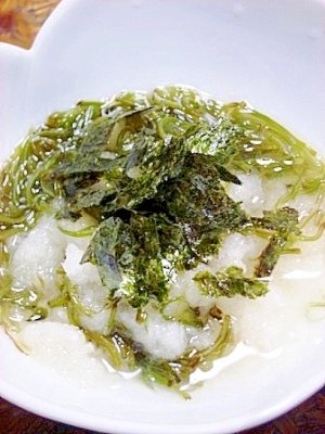 簡単副菜　めかぶの大根おろし和え