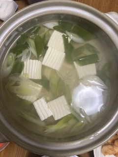白だしで湯豆腐