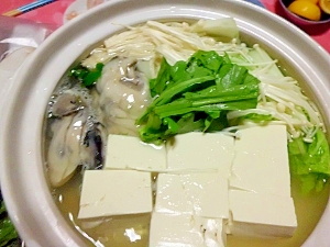 牡蠣と豆腐の水炊き