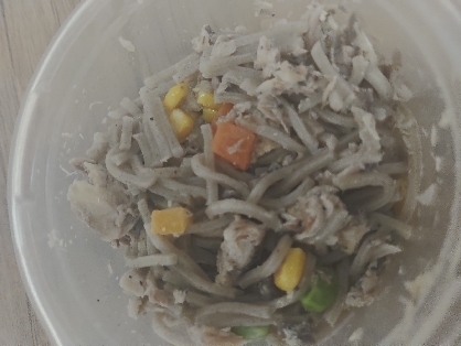 【離乳食/幼児食】手作りのつゆでネギ蕎麦