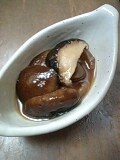 レンジで簡単、椎茸のうま煮、お弁当のおかずにも丁度よかったです＾＾
美味しくごちそうさまでした☆