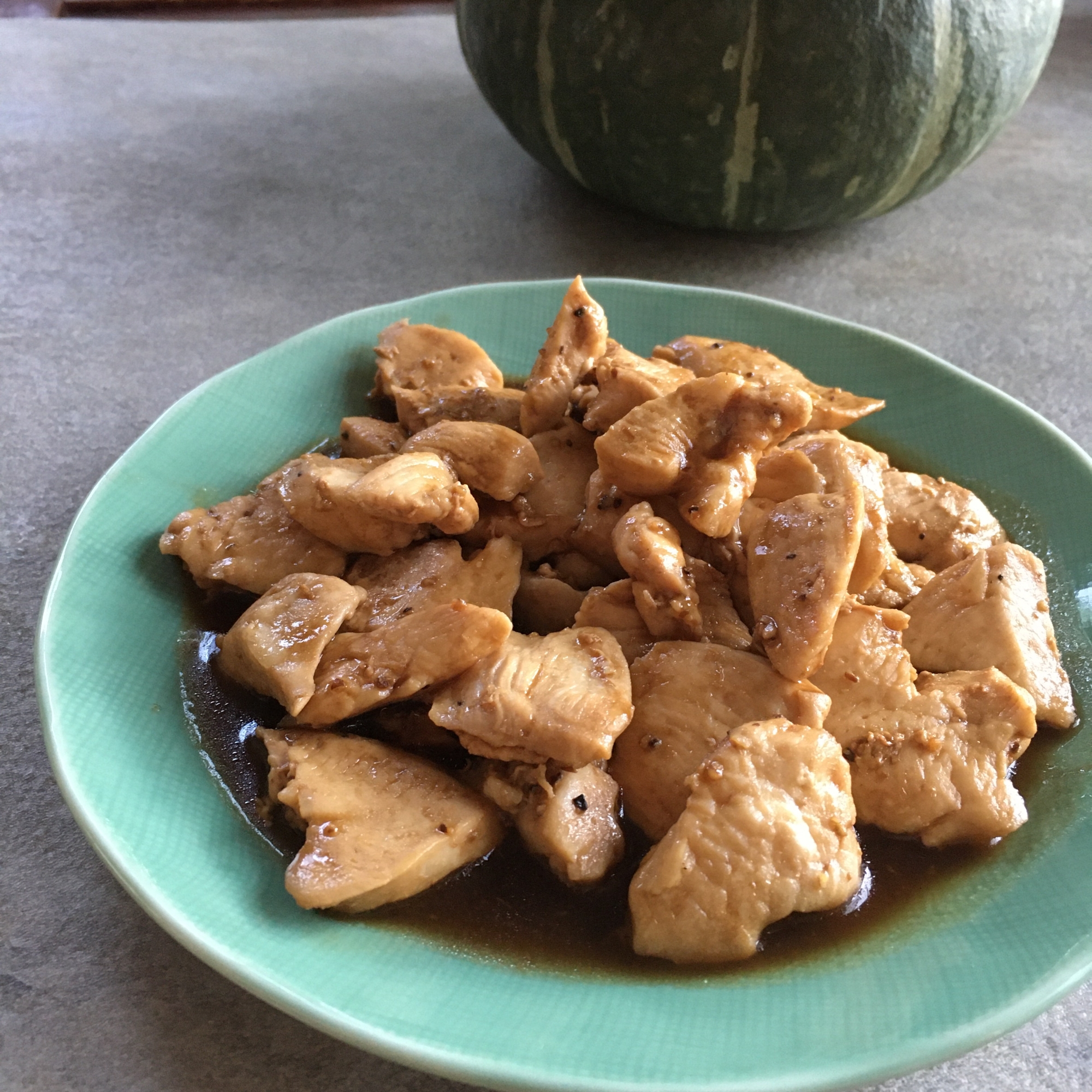 鶏むね肉のバルサミコ酢ソース焼き♪