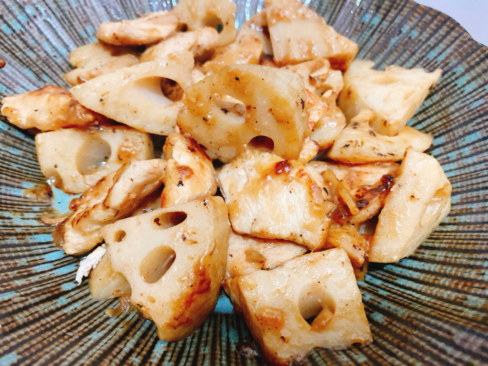 ♢鶏ムネ肉と蓮根の味噌マヨ炒め♢