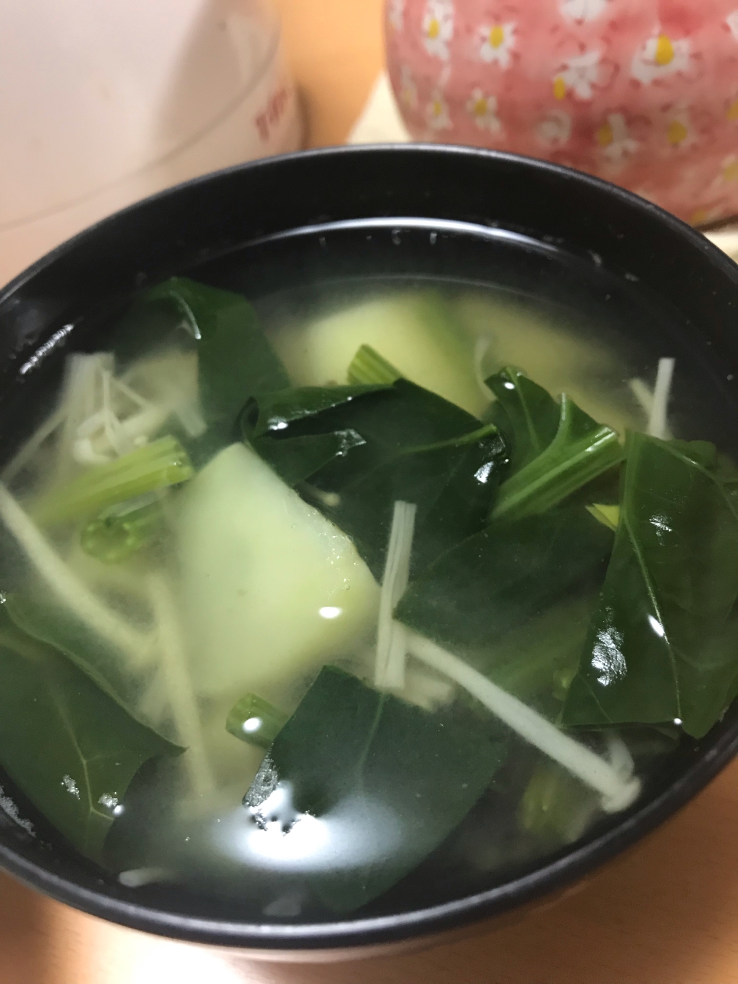 ほうれん草とじゃがいもの中華スープ