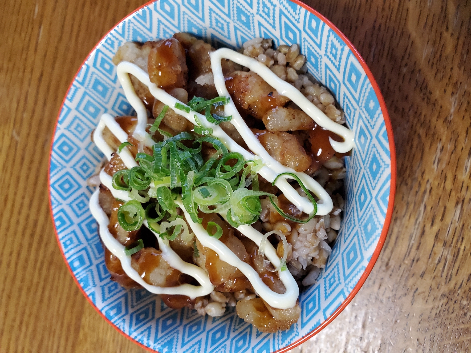 豚唐揚げの丼