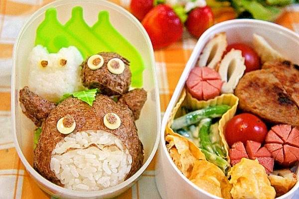 トトロ 小トトロ まっくろくろすけのおにぎり弁当 レシピ 作り方 By プッチン5903 楽天レシピ トトロ 小トトロ まっくろくろすけのおにぎり弁当 レシピ 作り方 By プッチン5903 楽天レシピ