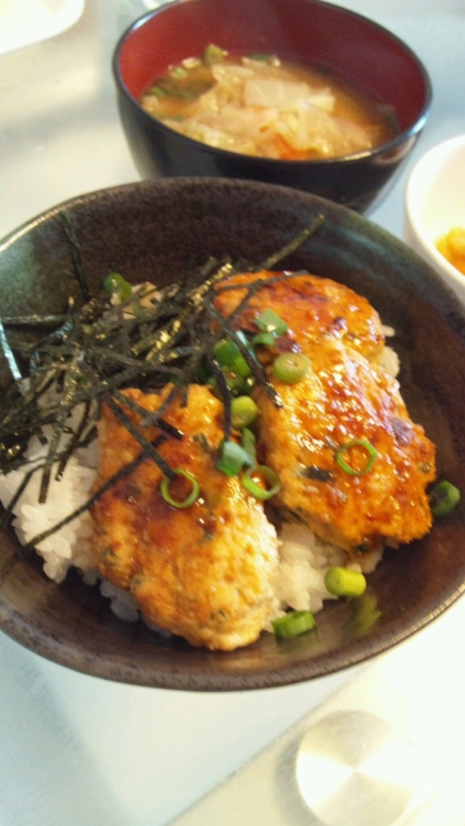 タレが美味しくって丼にして正解でした(*^^*)リピ決定!!!!我が家の定番メニューに仲間入りです。