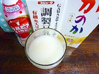ホットカルピス苺豆乳ミルク酒