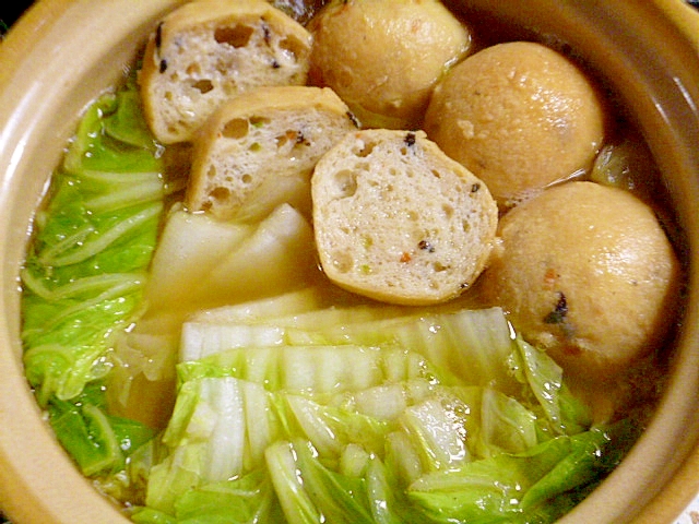 土鍋で簡単♪しょうがで温か♪白菜とがんもどきの煮物