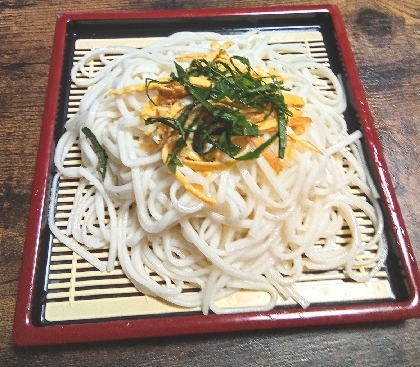 玉子と大葉の冷やしうどん