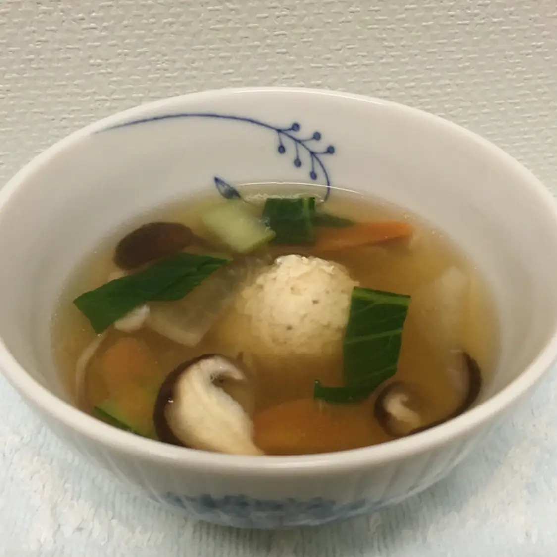簡単♪ 鶏団子の中華春雨スープ 10分