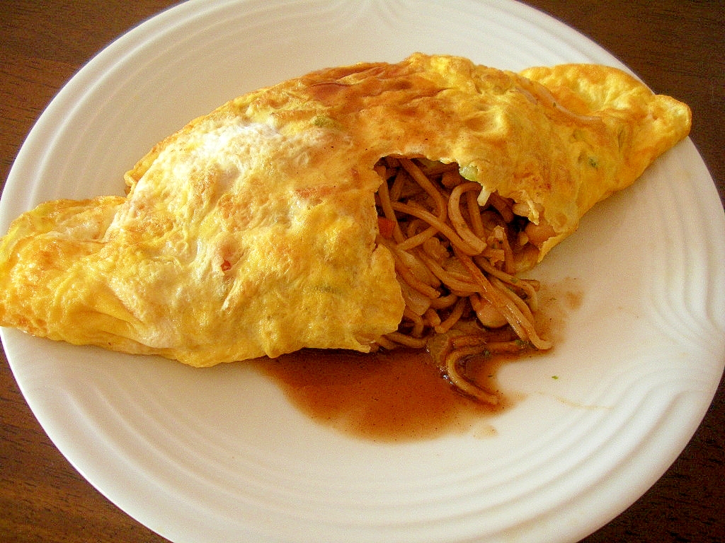 ☆簡単！オム焼きそば☆