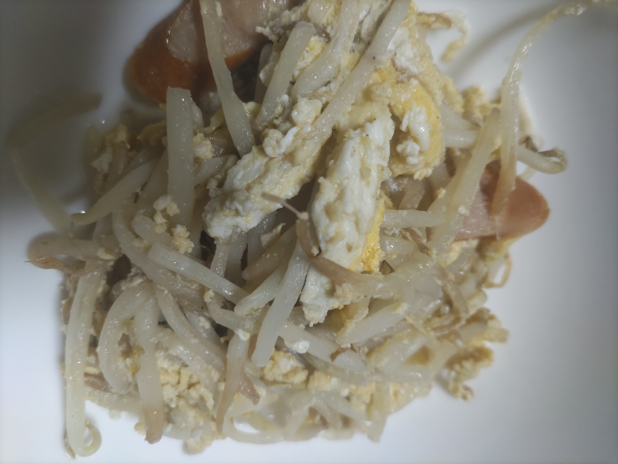 ウインナーともやしと卵の中華炒め