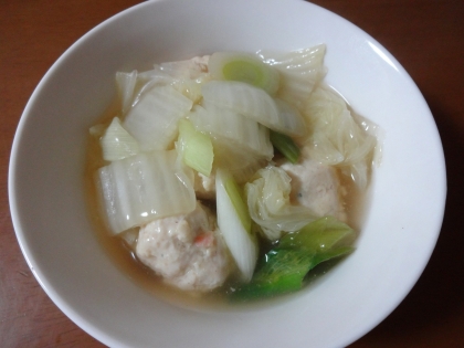 市販の鶏団子で☆白菜と鶏団子の和風煮