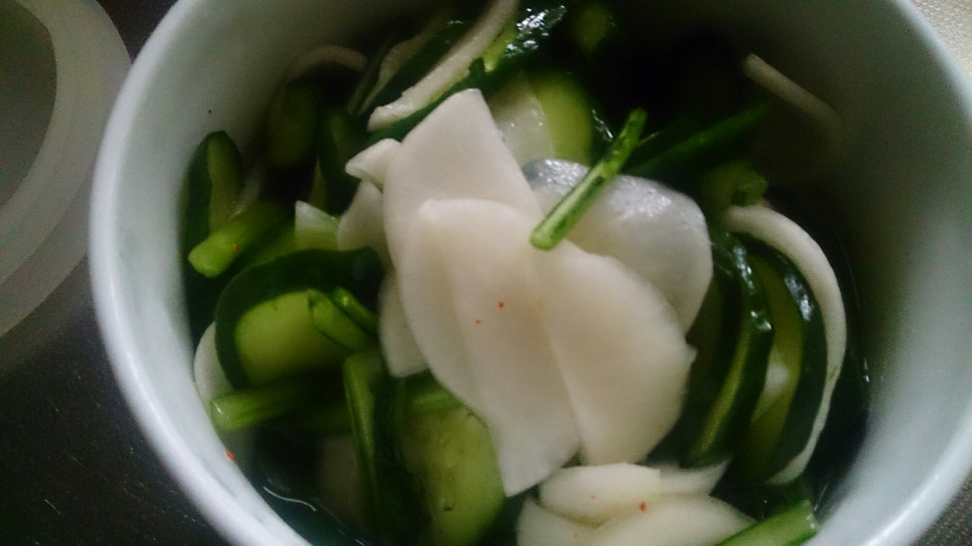 かぶときゅうりの白だし浅漬け レシピ 作り方 By 楽天レシピ かぶときゅうりの白だし浅漬け レシピ 作り方 By 楽天レシピ