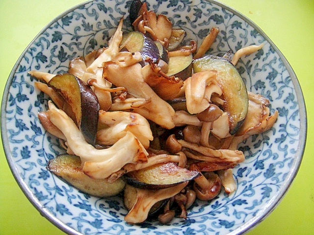 舞茸と茄子しめじの醤油炒め