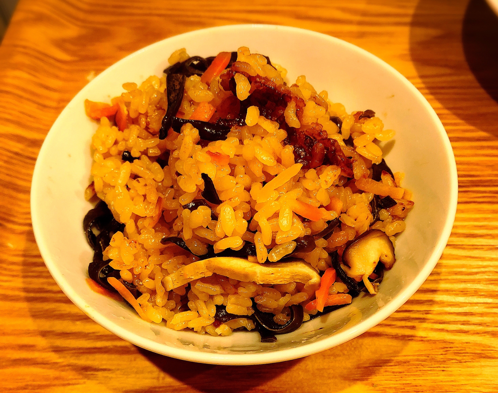 コリコリ食感！きくらげの中華風炊き込みご飯