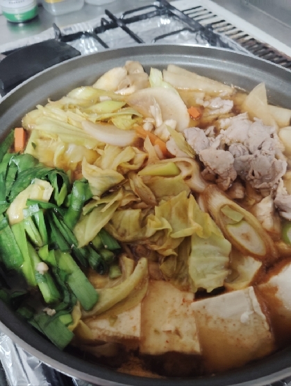 コク旨★みんなに人気の野菜たっぷり豚キムチ鍋