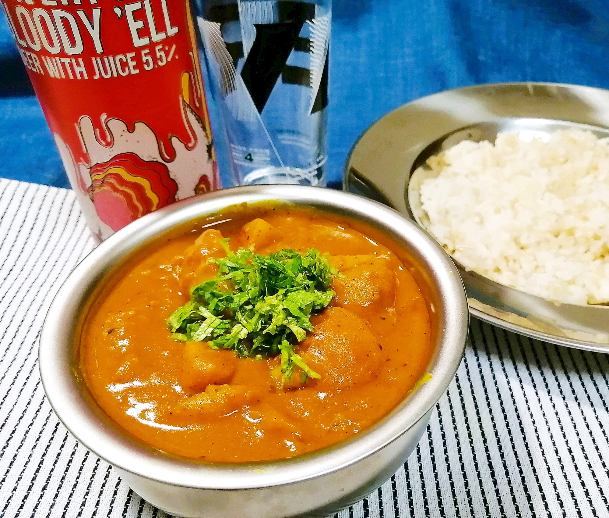 インドカシミールのじゃがいもカレー　ダムアール―