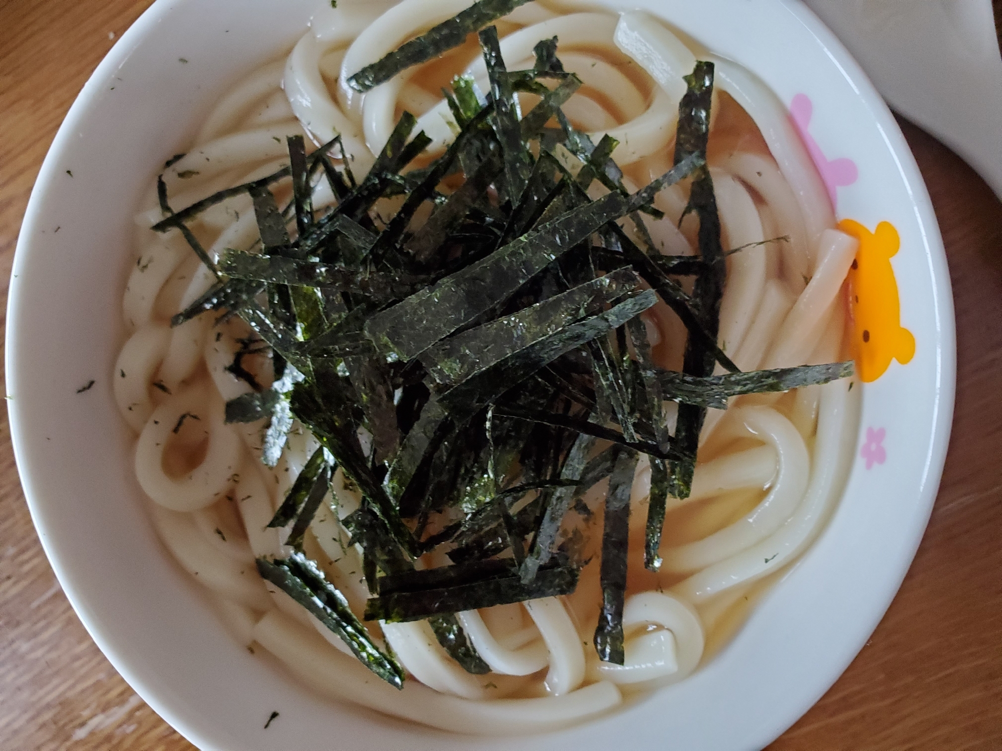 焼き海苔がポイント！温うどん