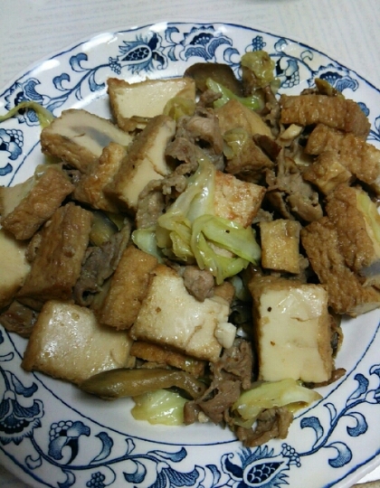 豚肉を加えて作りました！味付けもめんつゆだけでとても簡単でした。次回はもっとキャベツたっぷりで作ろうと思います(^_^)