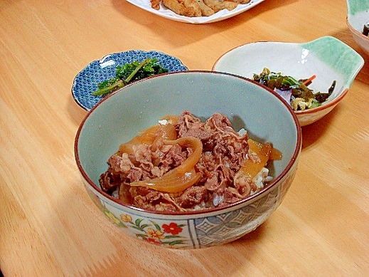 麺つゆで簡単牛丼 レシピ 作り方 By アシガン 楽天レシピ 麺つゆで簡単牛丼 レシピ 作り方 By アシガン 楽天レシピ