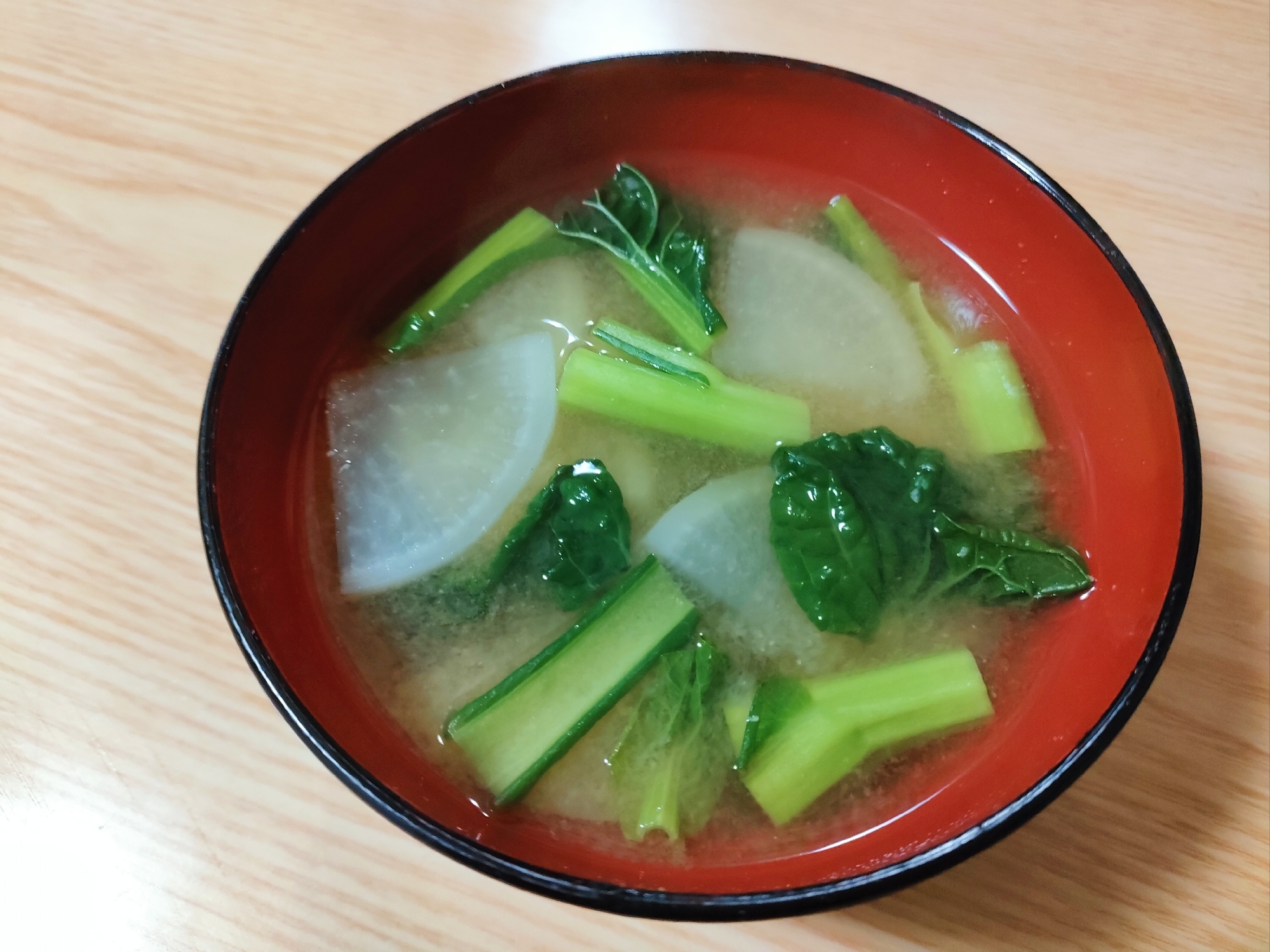 大根と菜の花の味噌汁