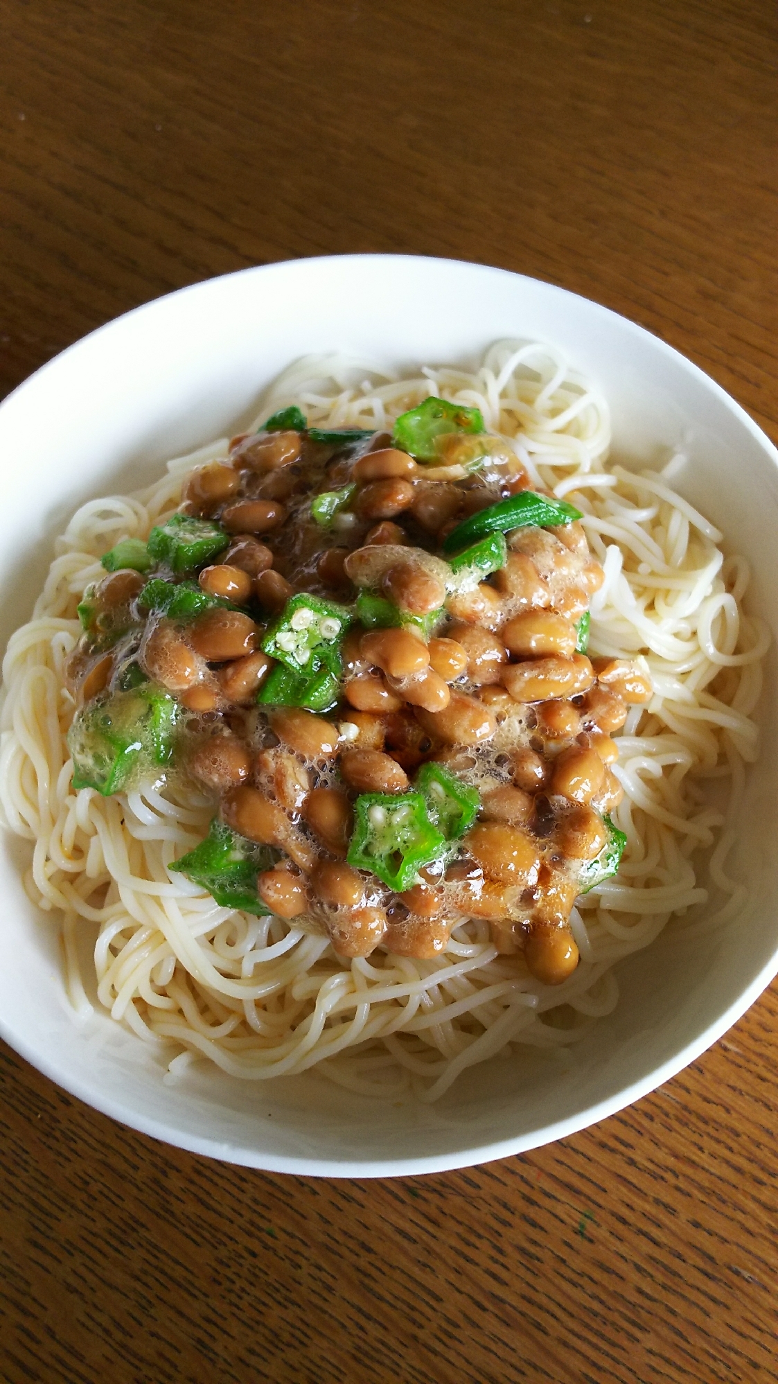 納豆とオクラの素麺