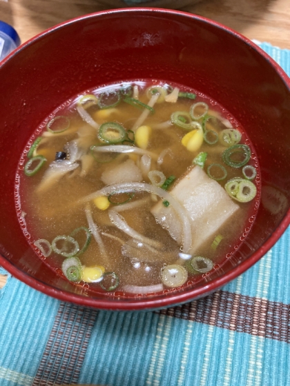 鯖味噌缶の残り汁で！コクウマ味噌汁