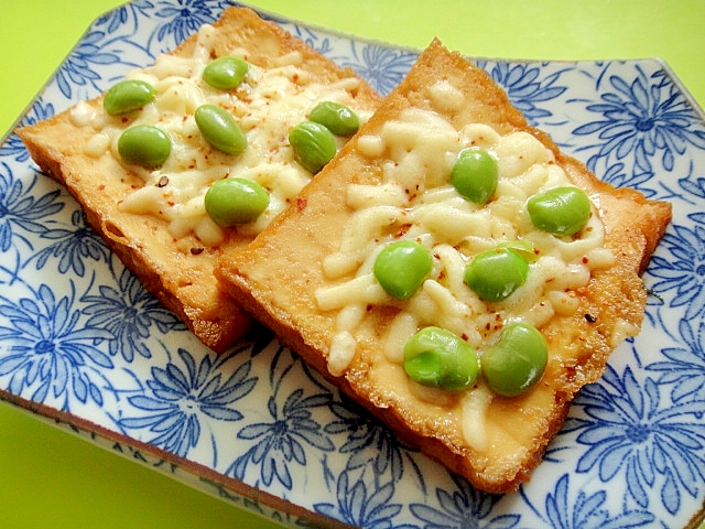 厚揚げの照り焼き☆枝豆チーズ乗せ