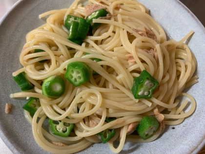 フライパン1つで♪我が家の“おくらとツナのパスタ”