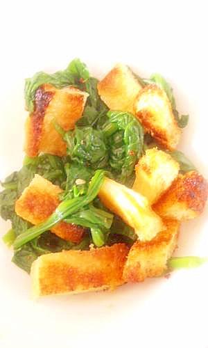 10. パパッと作れる。油揚げとほうれん草のおひたし