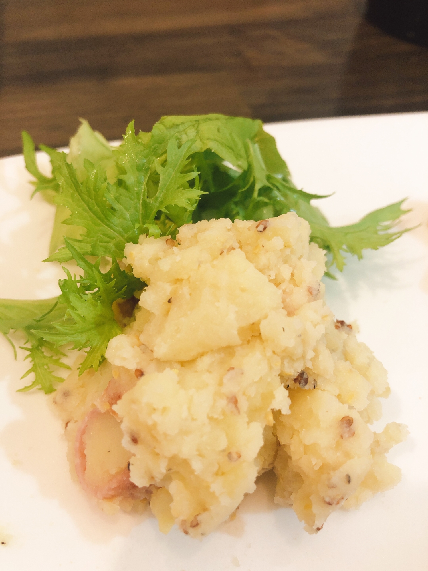 ベーコンとチーズのポテトサラダ《マスタード風味》