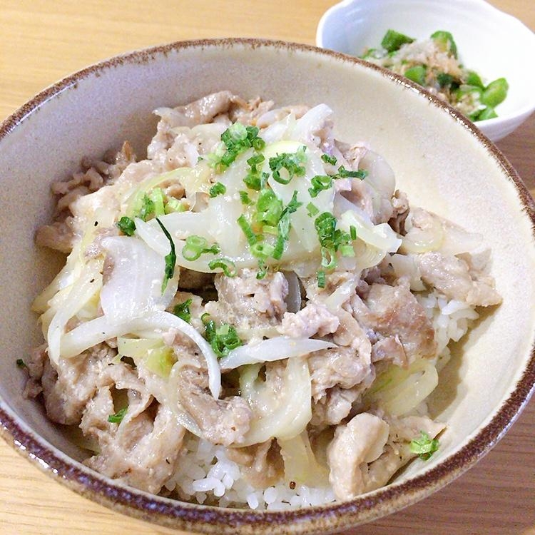 塩ダレ豚こま丼★*。