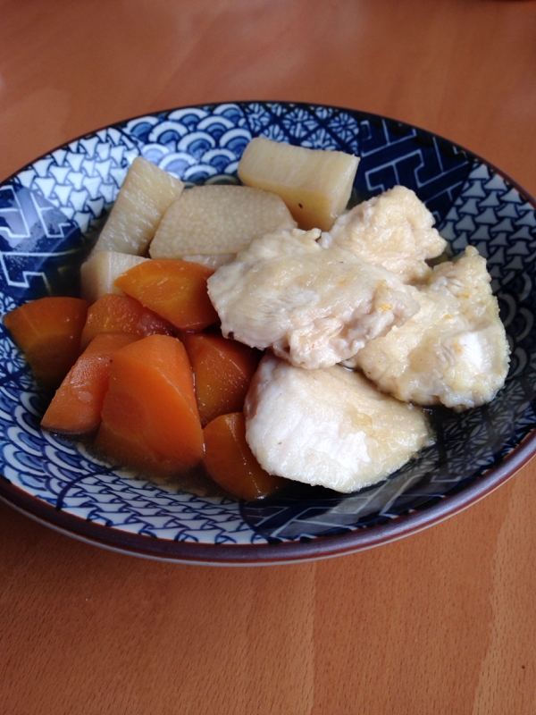 鶏胸肉と長いもと人参の煮物